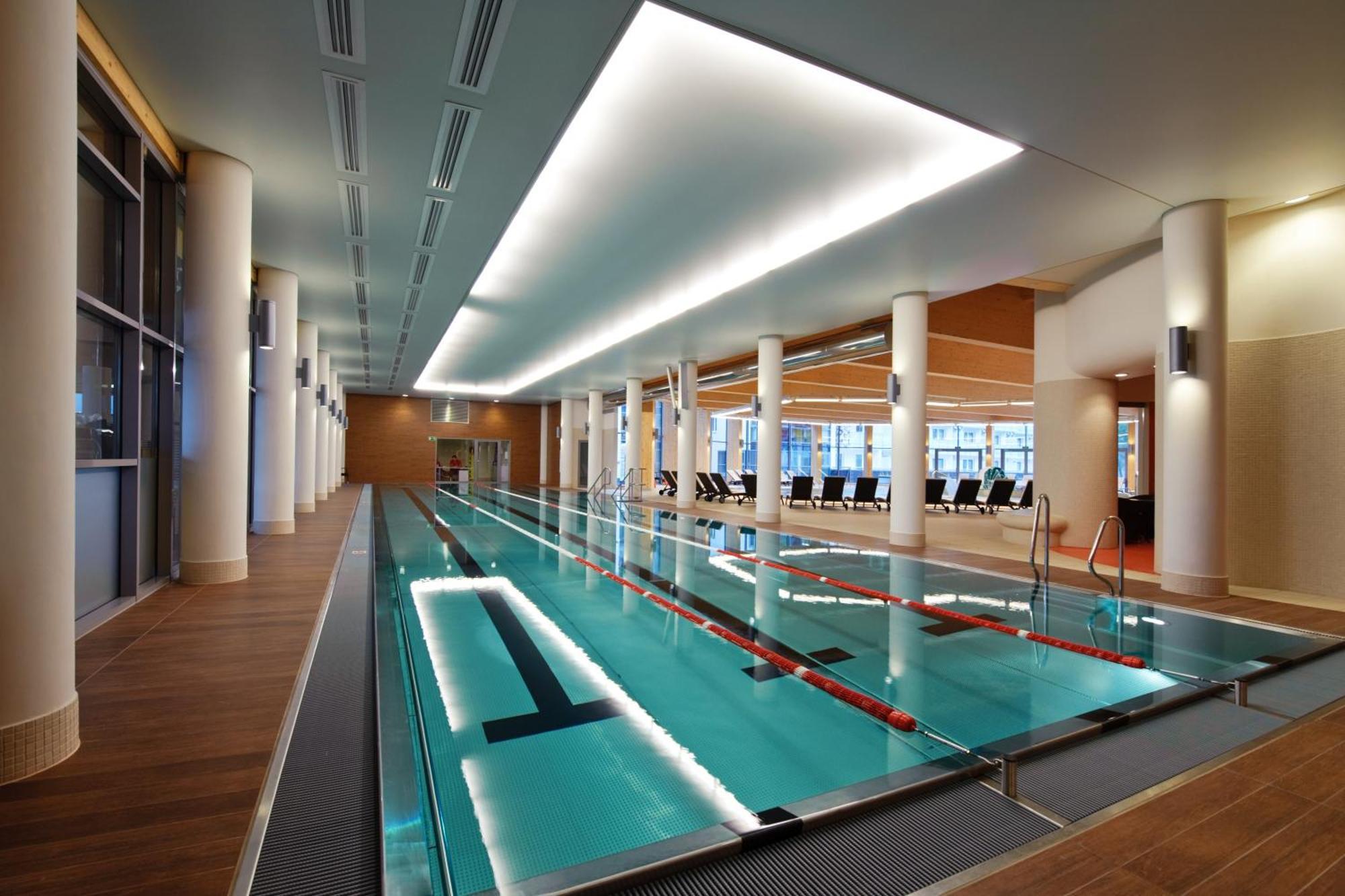 Hotel Aquarius Spa Kolobrzeg Exterior photo The swimming pool at the InterContinental