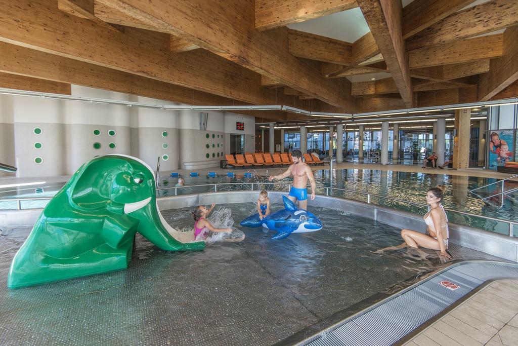 Hotel Aquarius Spa Kolobrzeg Exterior photo The children's area